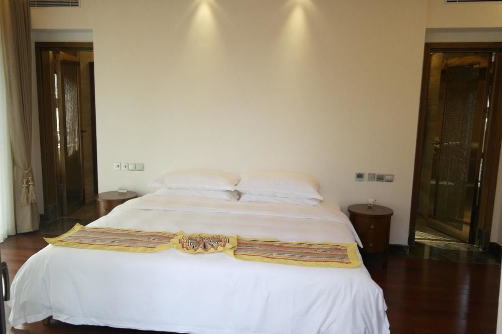 The Tang Hotel Hainan Mount Qixian Baoting Exterior photo